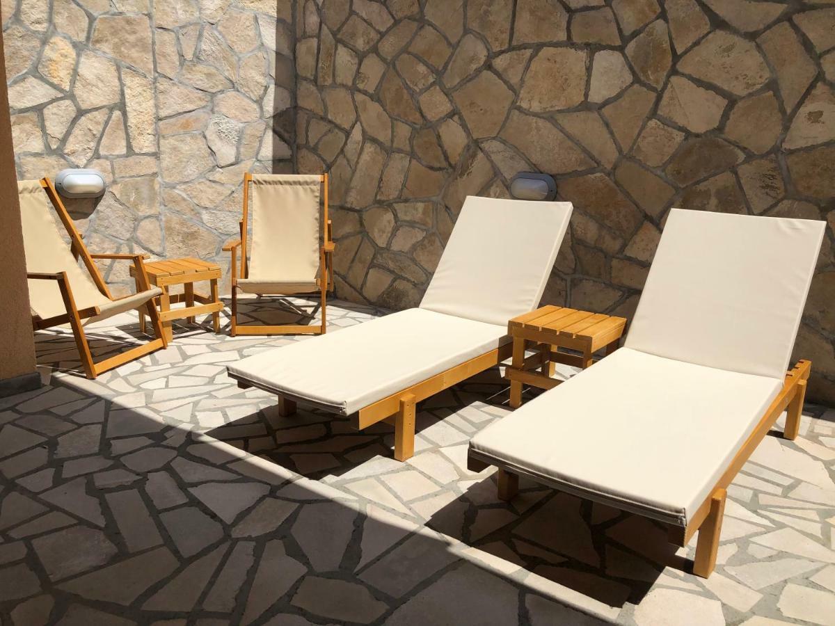 Zanjice Luxury Suite Lustica Exterior photo